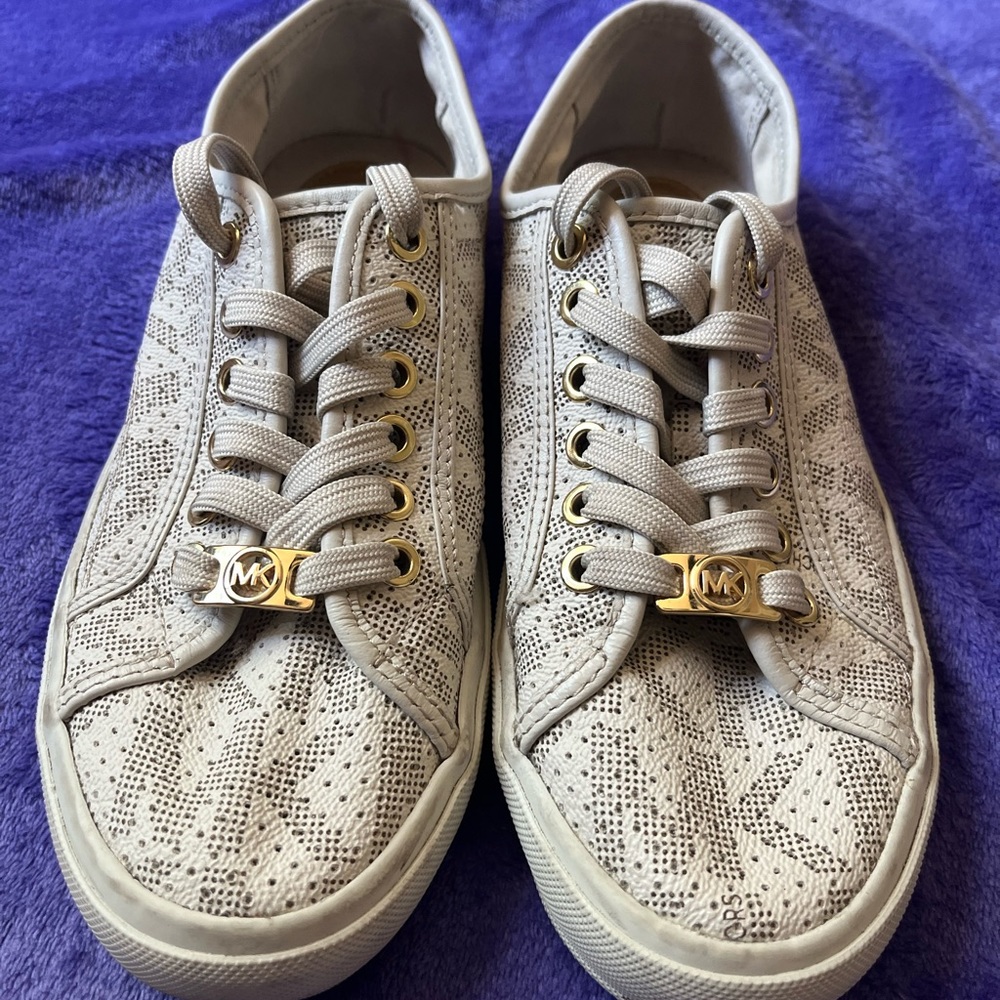 Michael Kors casual every day sneaker